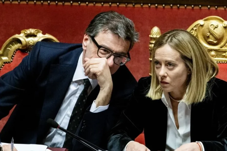 Operazione Summit: Banche e classe media a confronto 3 1759876078 eyJidWNrZXQiOiJrb2wtaW1hZ2VzLXByb2QiLCJrZXkiOiJwaWN0dXJlcy9hZ2kvYWdpLzIwMjUvMTAvMDIvMjA1MTA0MTQxLWE4