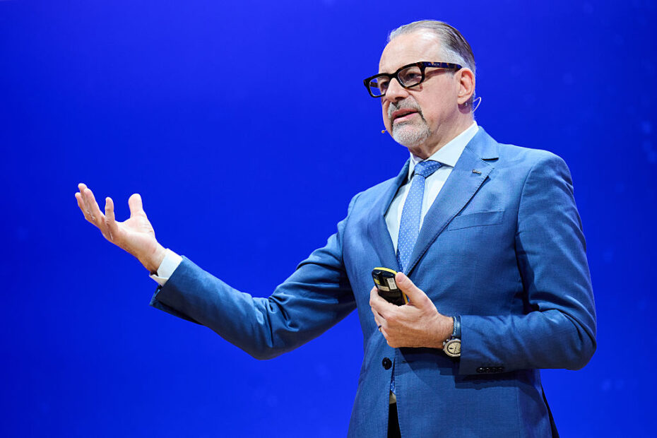 L'Agenzia Spaziale Europea avvia un programma satellitare militare da 1 miliardo di euro per la difesa 3 GettyImages 2236885581