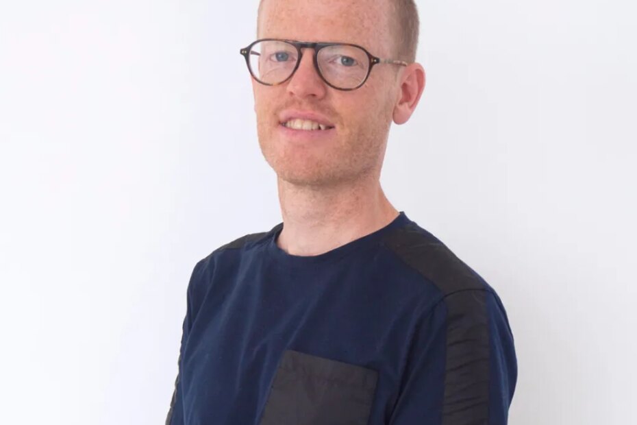 Opera confiscata a socio Philbrick flop all'asta 3 ROBERT NEWLAND Portrait Square 1080x1080 1