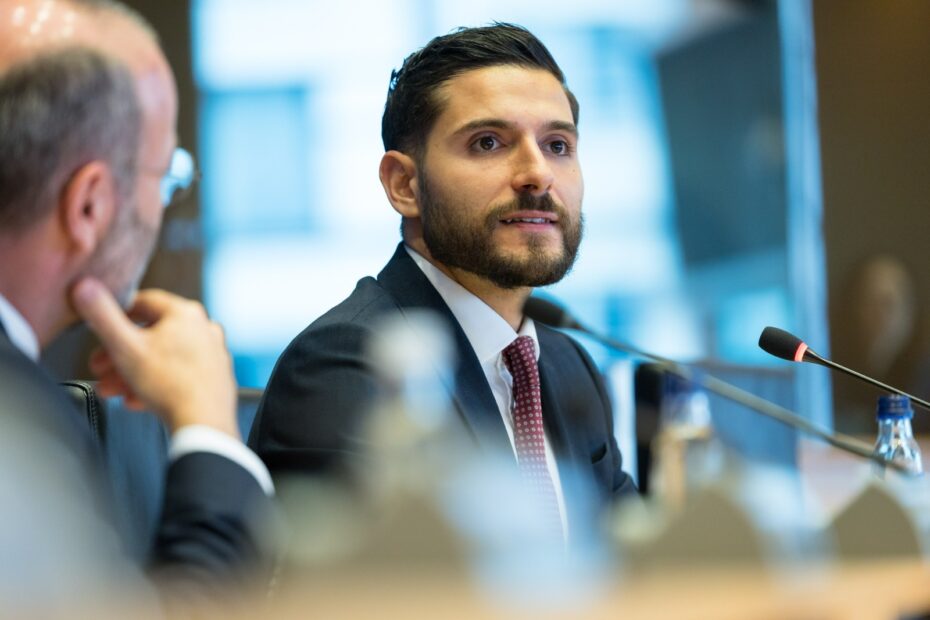 WhatsApp Image 2025 10 17 at 09.25.24