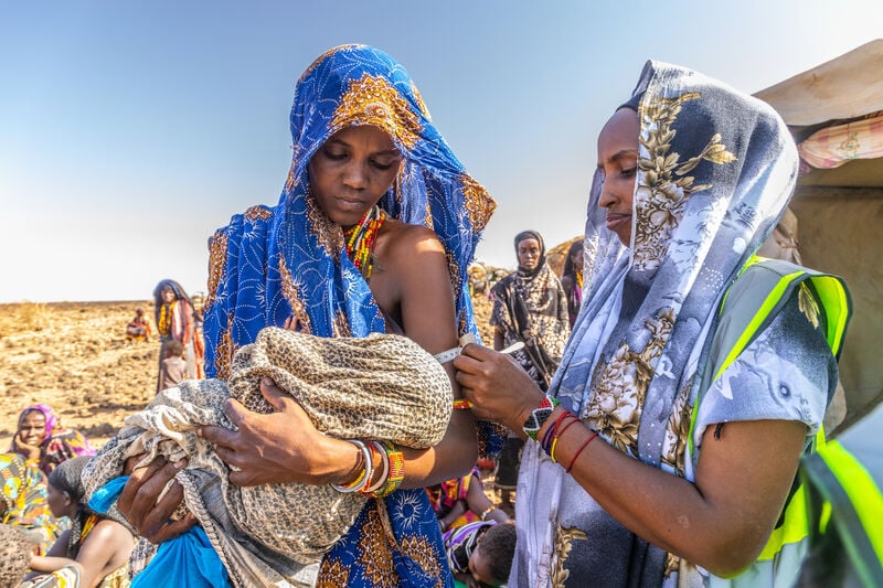 Africa: Paradosso tra fama e crisi alimentare. 3 donne malnutrizione amref