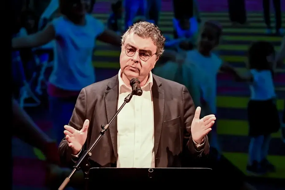 eyJidWNrZXQiOiJrb2wtaW1hZ2VzLXByb2QiLCJrZXkiOiJwaWN0dXJlcy9hZ2kvYWdpLzIwMjUvMTAvMjcvMjIwNDA0OTY2LTMx