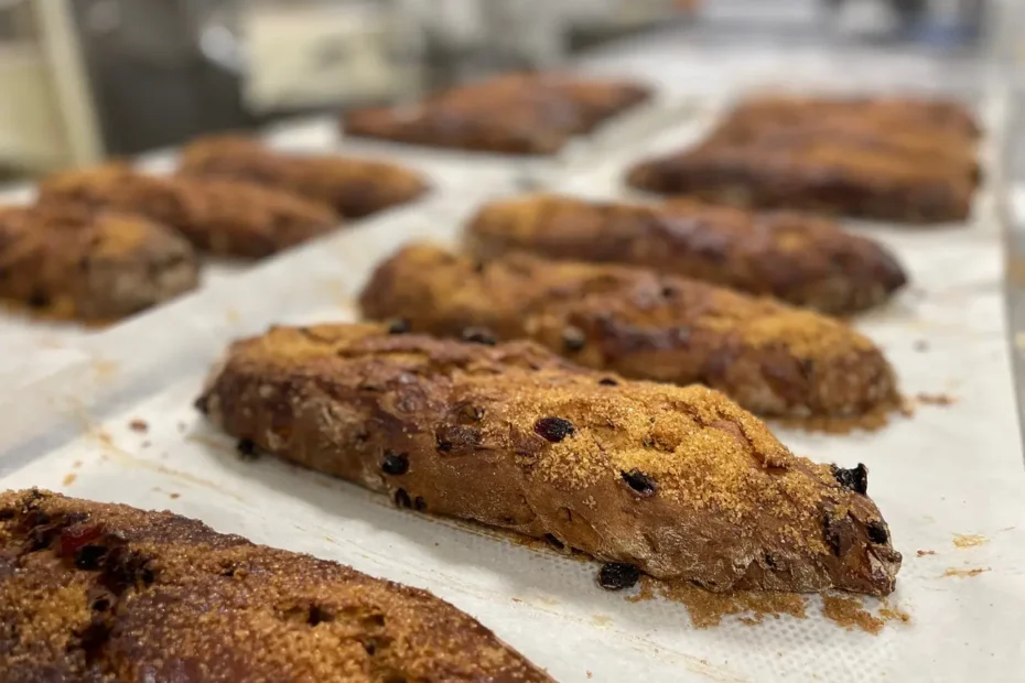Pietrasanta: il Pane del Pellegrino rivive grazie a un pasticcere 3 pane del pellegrino.jpeg.webp