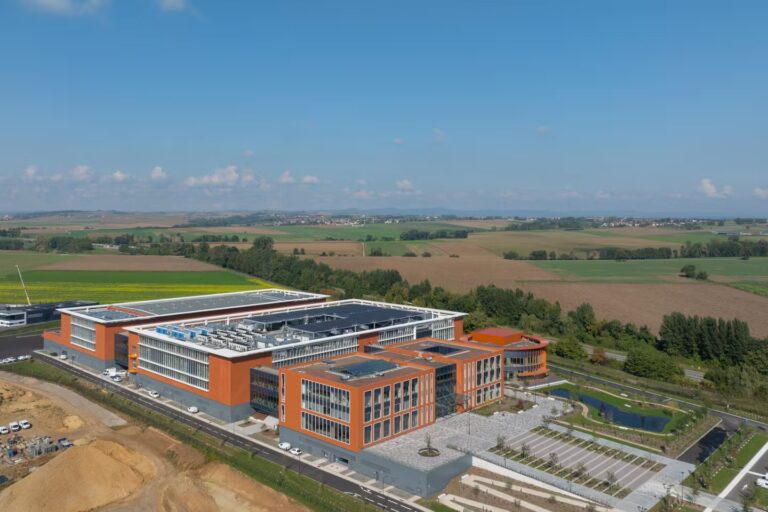 6a0abcb upload 1 r52zpg5iveob rea11446216 1