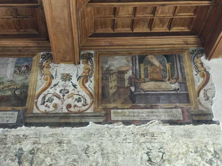 Palazzo Farinosi Branconio 22